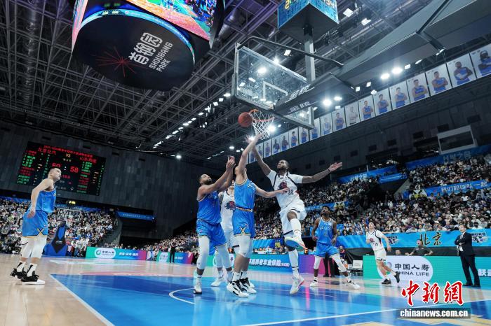 山东队客场绝杀北京队 珀塞尔抛投绝杀终结五连