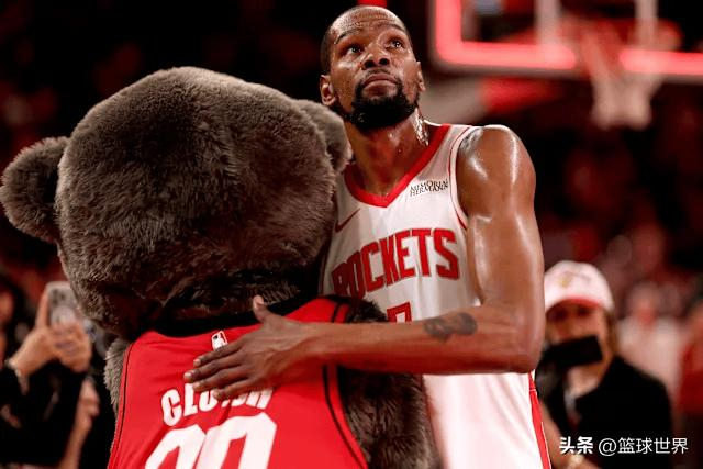 火箭休赛期瞄准字母哥 三分低迷成引援关键因素