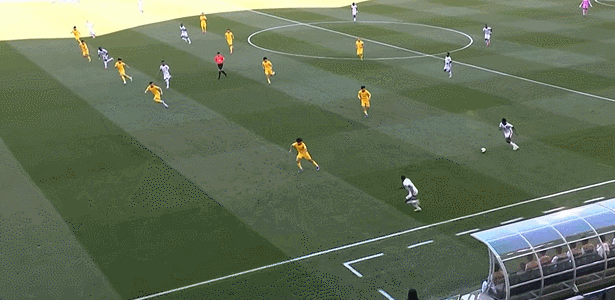 拜合拉木制造红牌国足0比2负喀麦隆