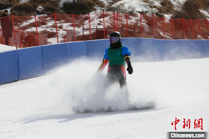 西藏、贵州等六省队斩获十四冬单板滑雪及越野