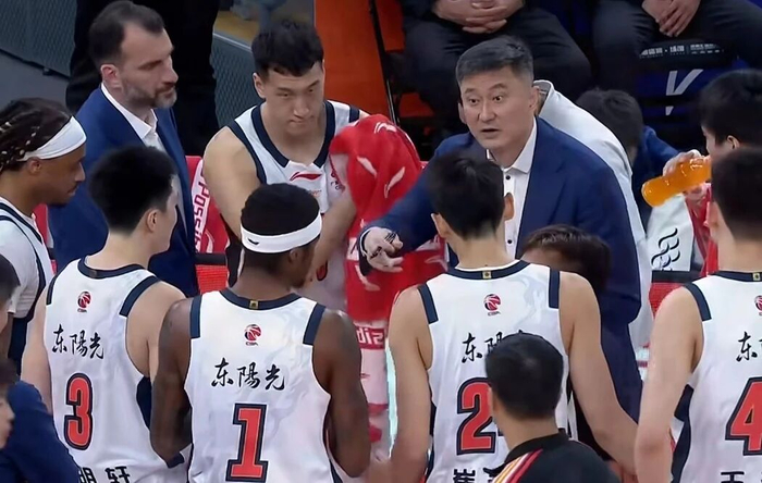 CBA第34轮战火熄灭 四强格局稳固关键战引爆关注