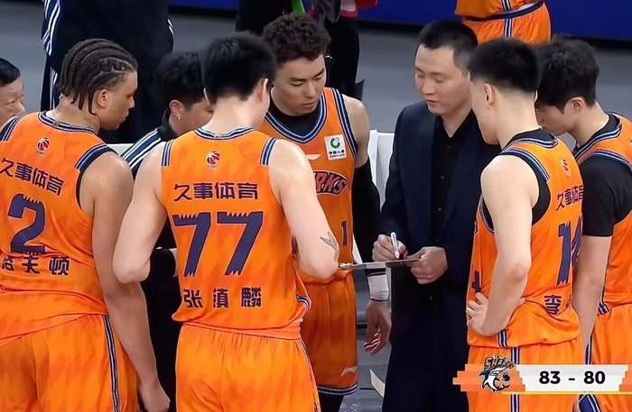 CBA第34轮战火熄灭 四强格局稳固关键战引爆关注