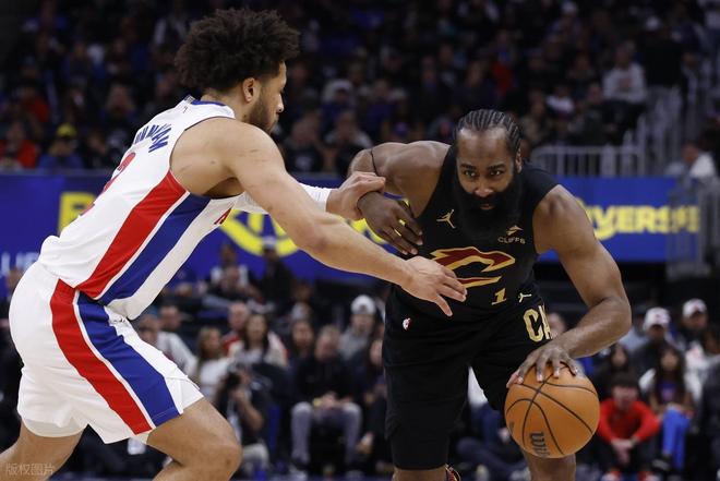 NBA季后赛东西部半决赛G1战况：湖人骑士失利，雷